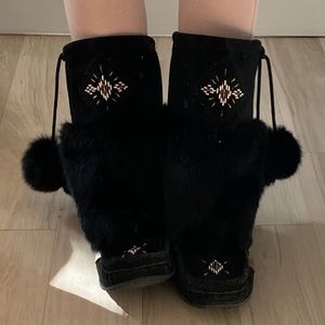 Laurentian Chief Women's Moccasin Boots